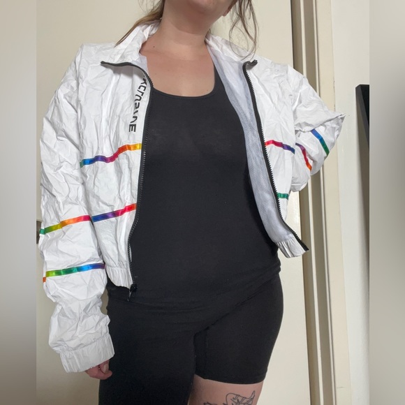 Forever 21 Cropped Lightweight Windbreaker style Jacket - Picture 2 of 6